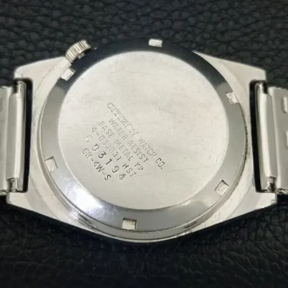Vintage 1981 Citizen Automatic Mens Silver Watch W/daydate & Red accents